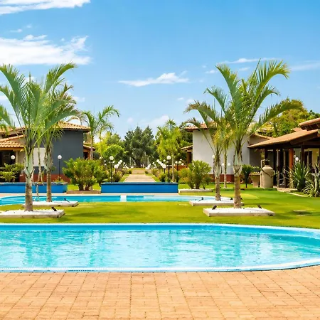 2 Bedroom Beautiful In Marina *
